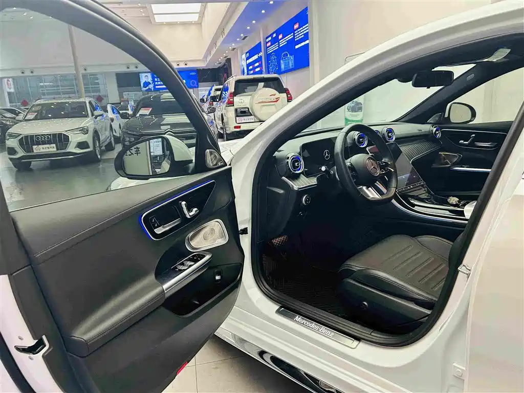 Mercedes-Benz C-Class — миниатюра 21