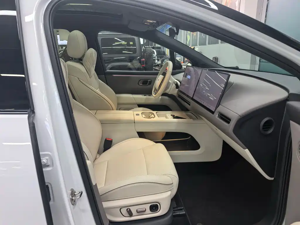 Li Auto i6 2025 Standard