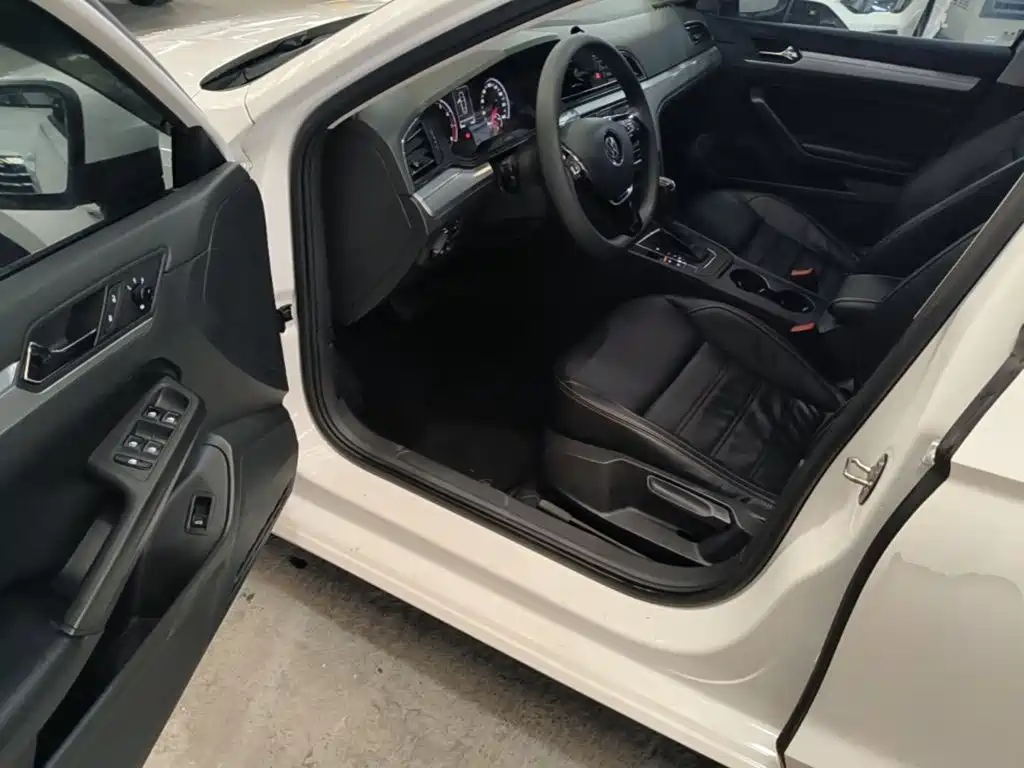 Volkswagen Lamando — миниатюра 16
