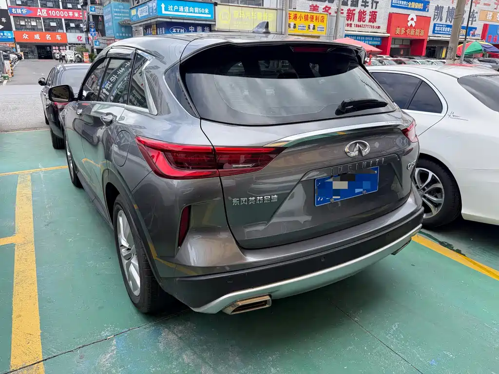 Infiniti QX50 — миниатюра 11