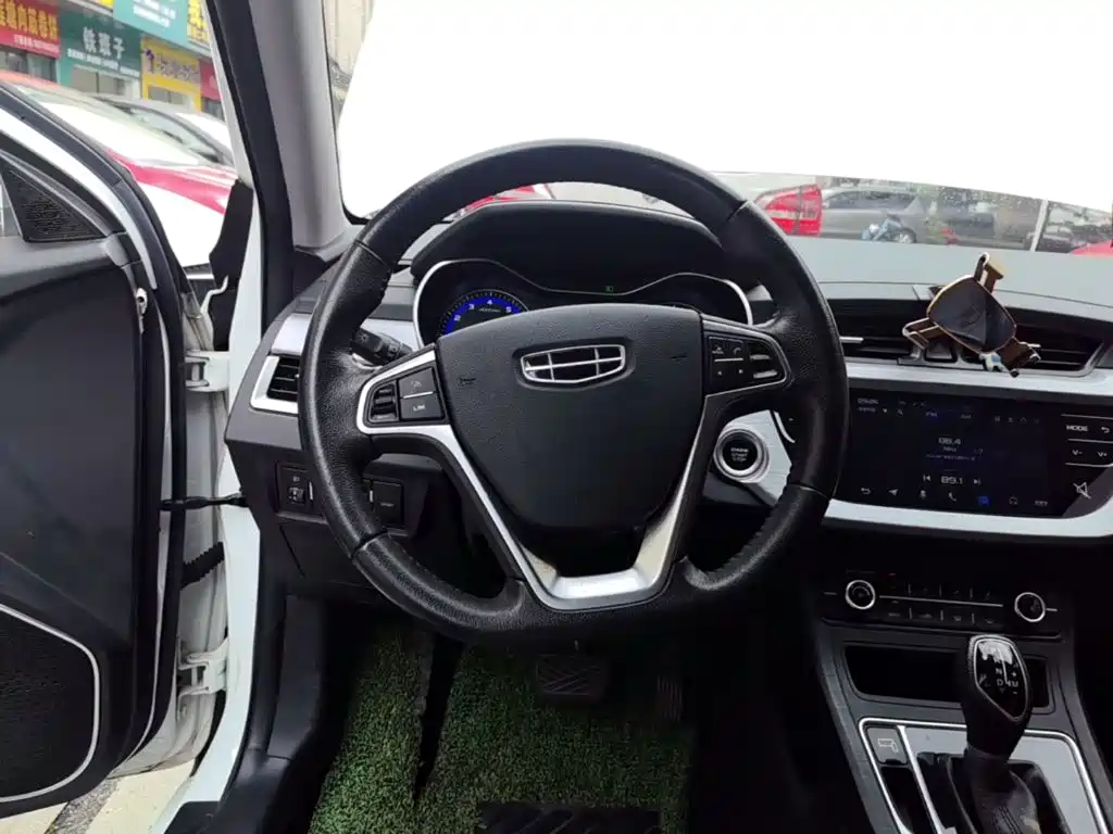 Geely Vision — миниатюра 11