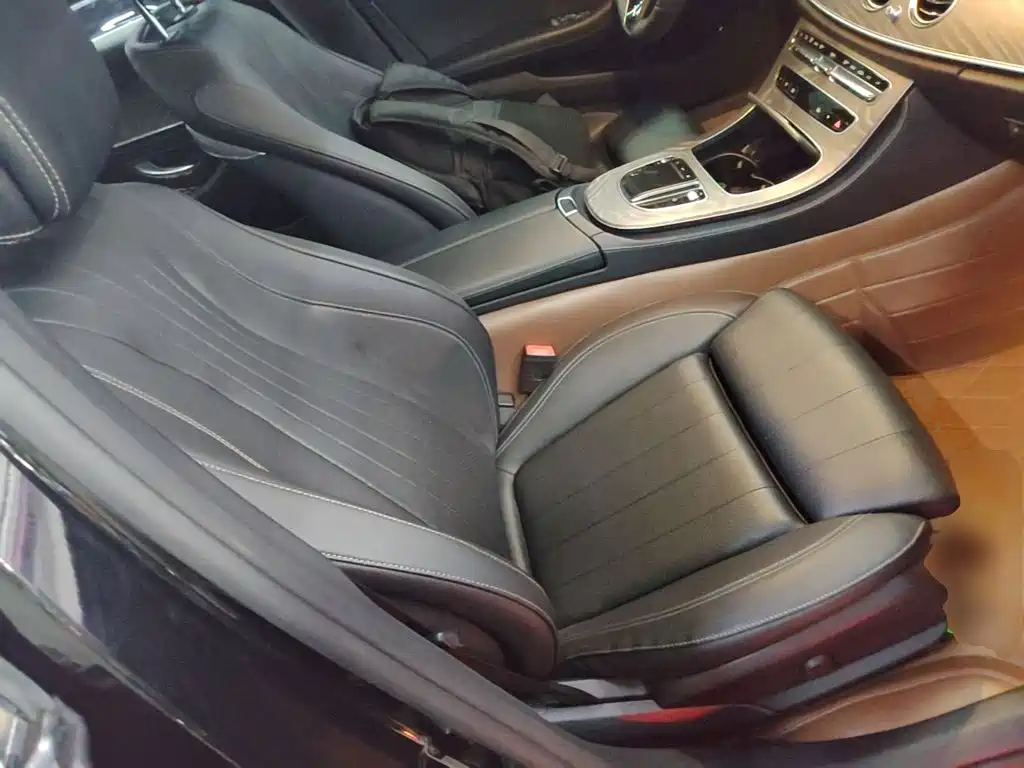 Mercedes-Benz E-Class — миниатюра 25