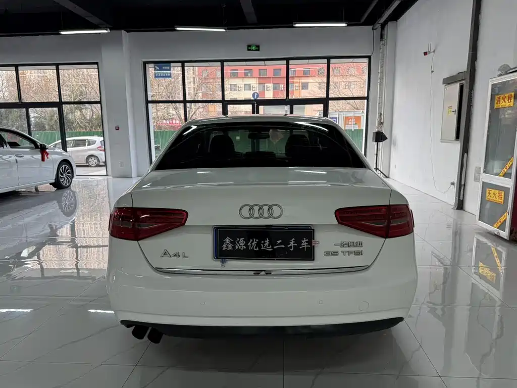 Audi A4L — миниатюра 8