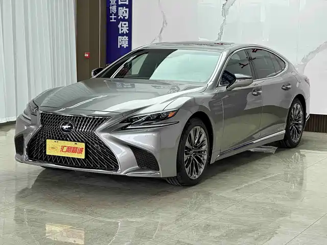 LEXUS LS 2019