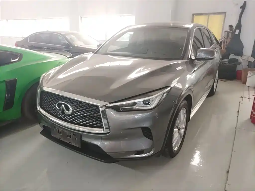 Купить Infiniti QX50