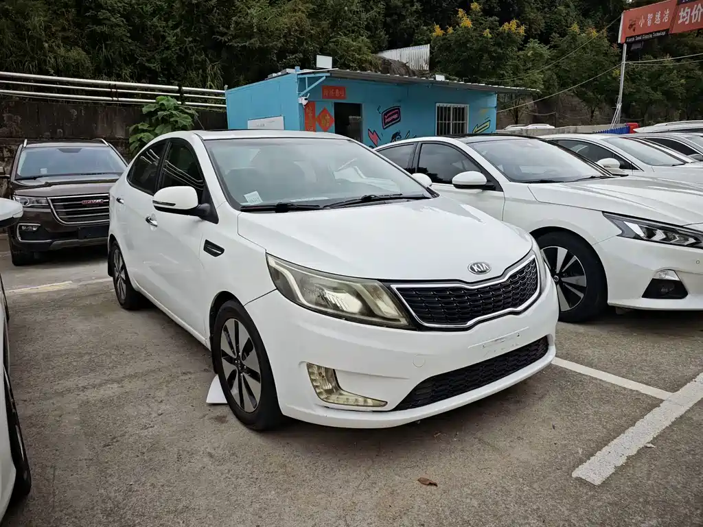 Kia K2 — миниатюра 3