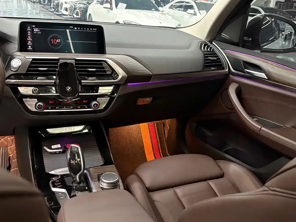 BMW X3 — миниатюра 7