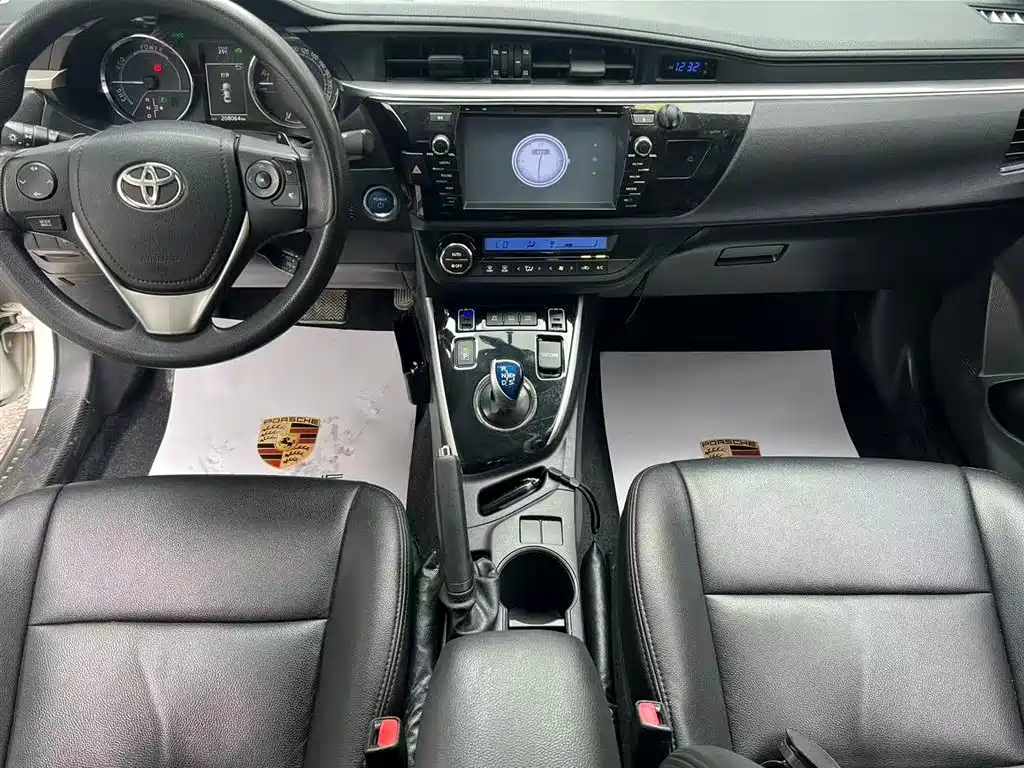Toyota Corolla Levin 2016 1.8H GS E-CVT Elite
