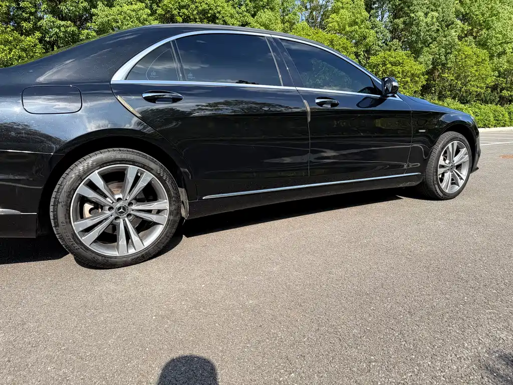 Mercedes-Benz S-Class — миниатюра 7