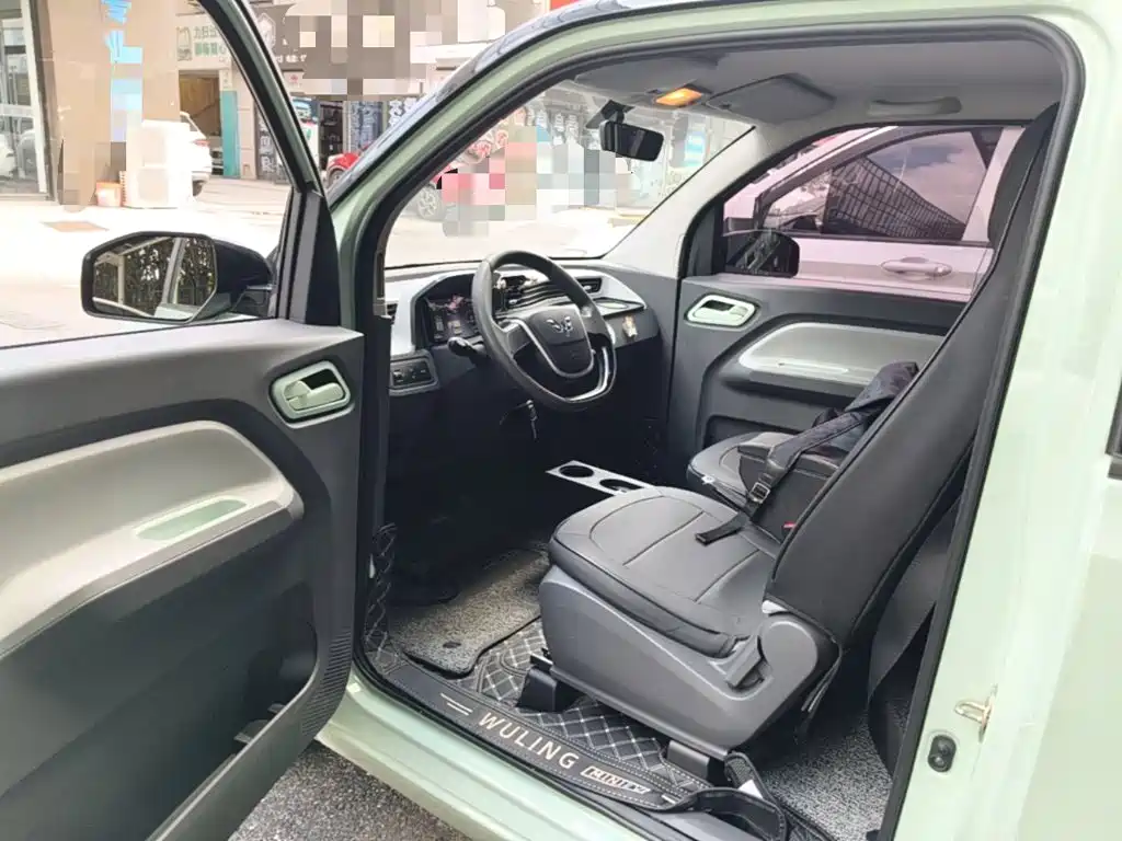 Wuling MINIEV — миниатюра 16