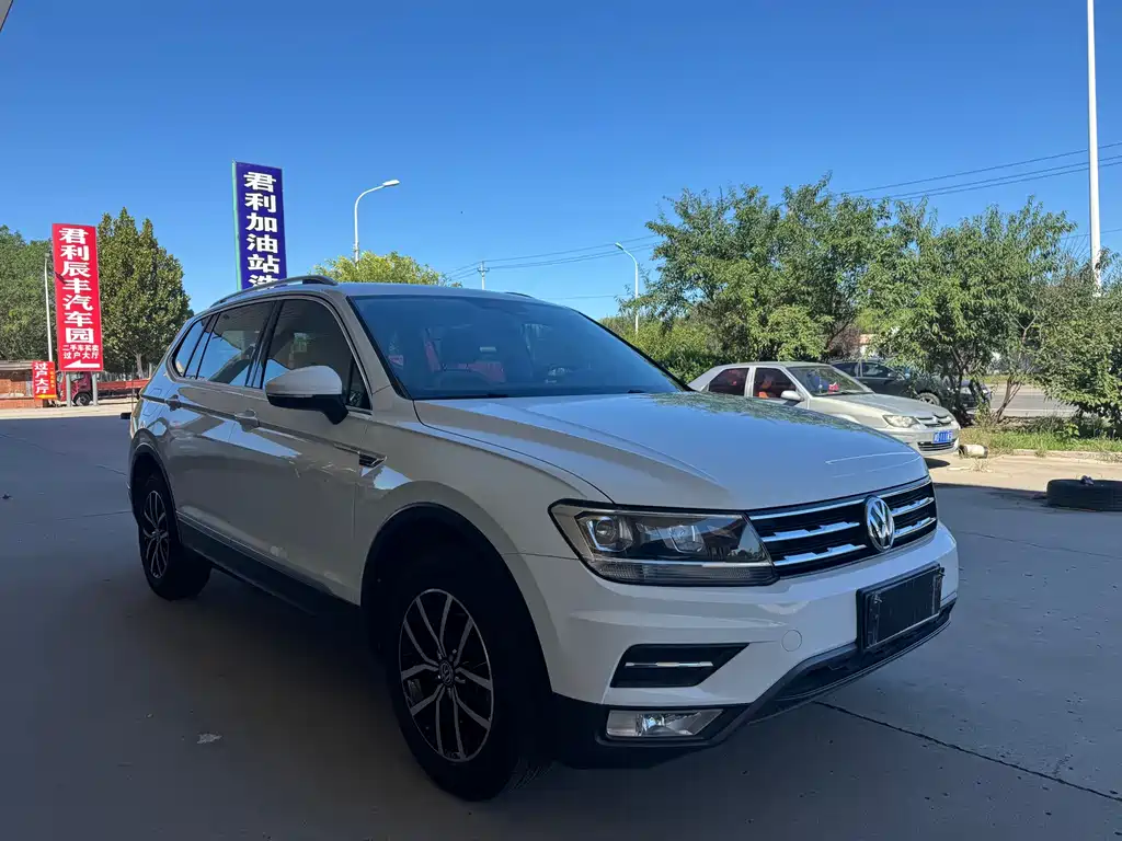 Volkswagen Tiguan L — миниатюра 4