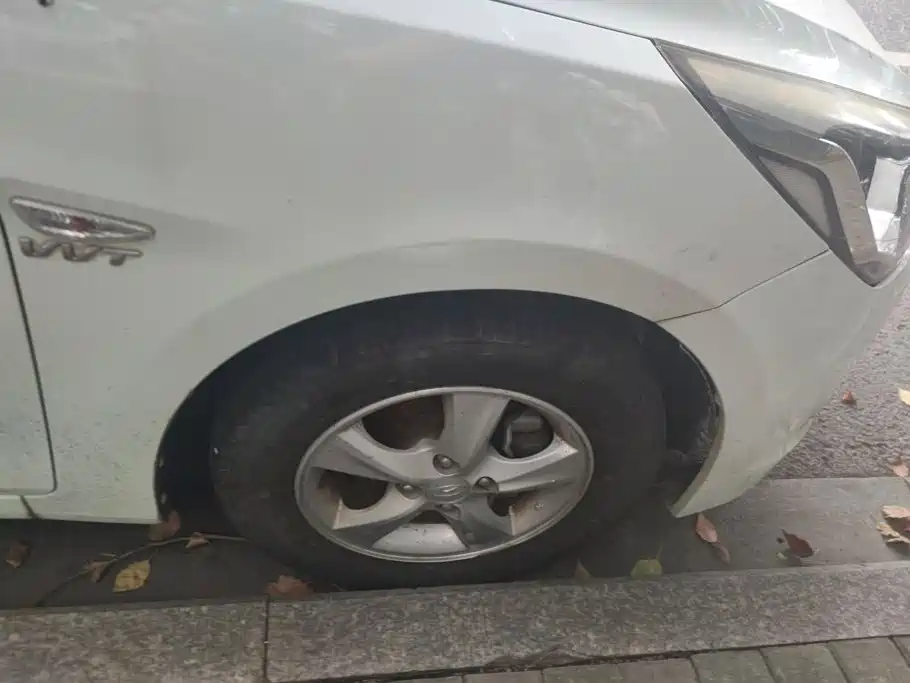 Hyundai Verna — миниатюра 6