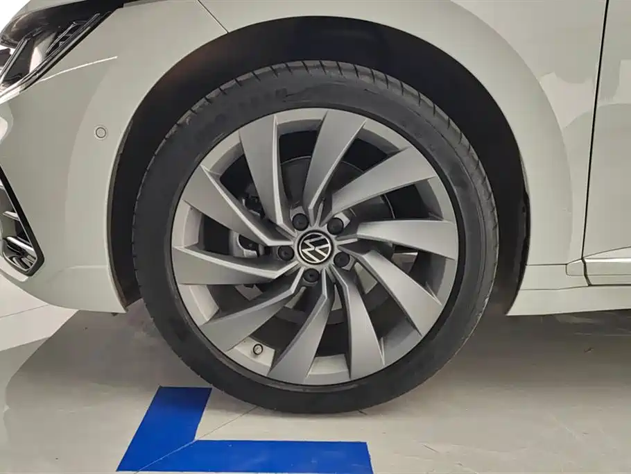 Volkswagen FAW - Passat CC CC 2026 3000 380TSI