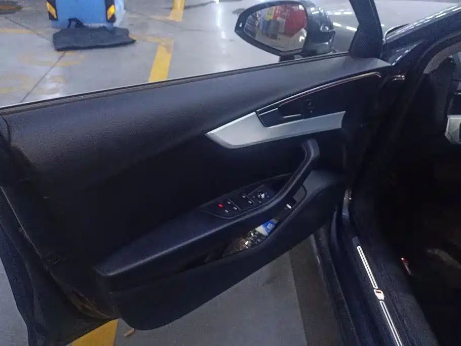 Audi A4L — миниатюра 7