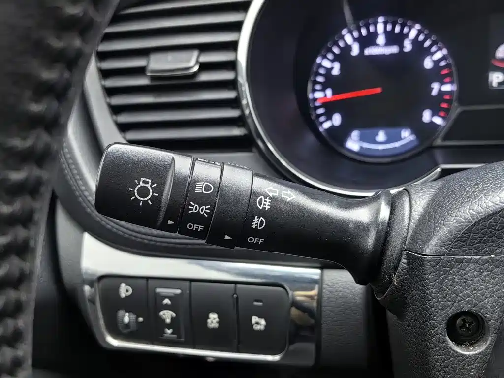 Kia K5 — миниатюра 21