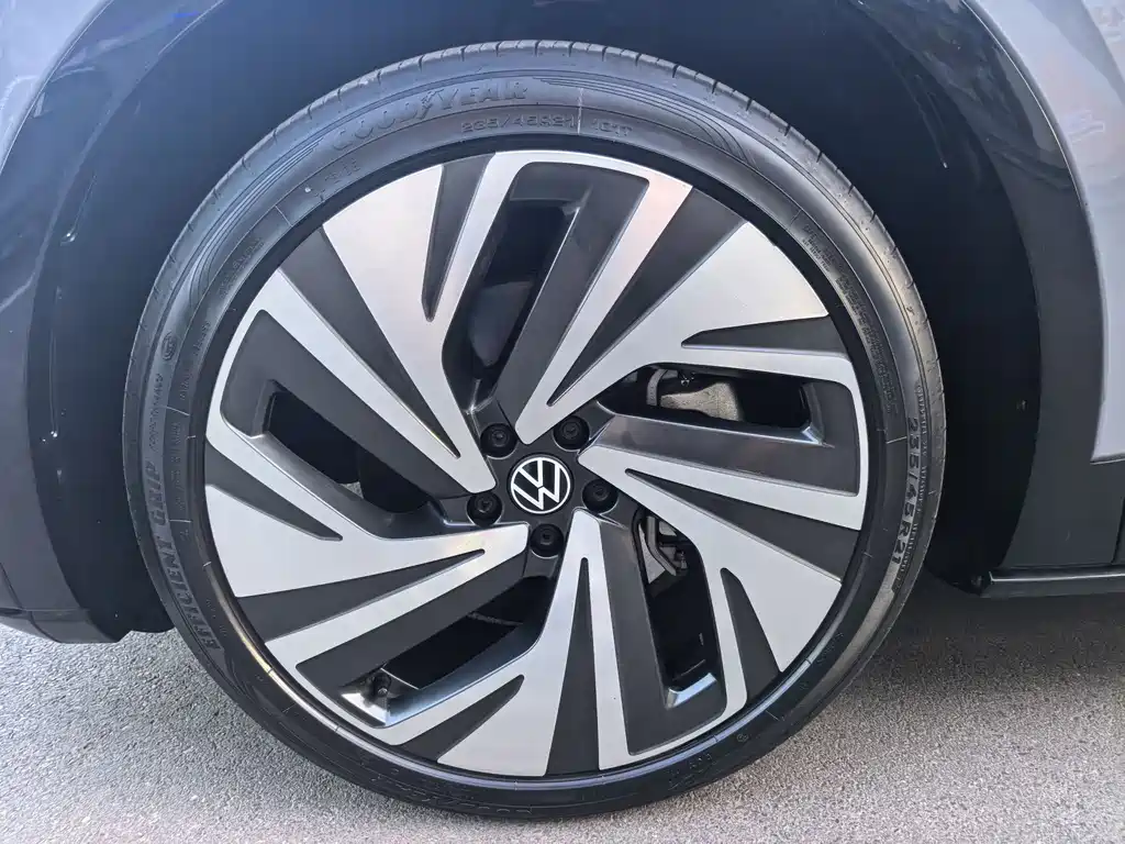 VOLKSWAGEN ID.4 CROZZ