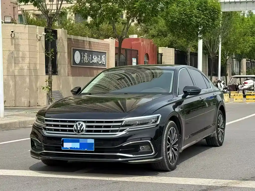 Купить Volkswagen Phideon