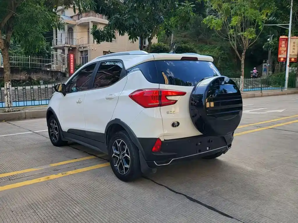 BYD Yuan Pro - фото 10