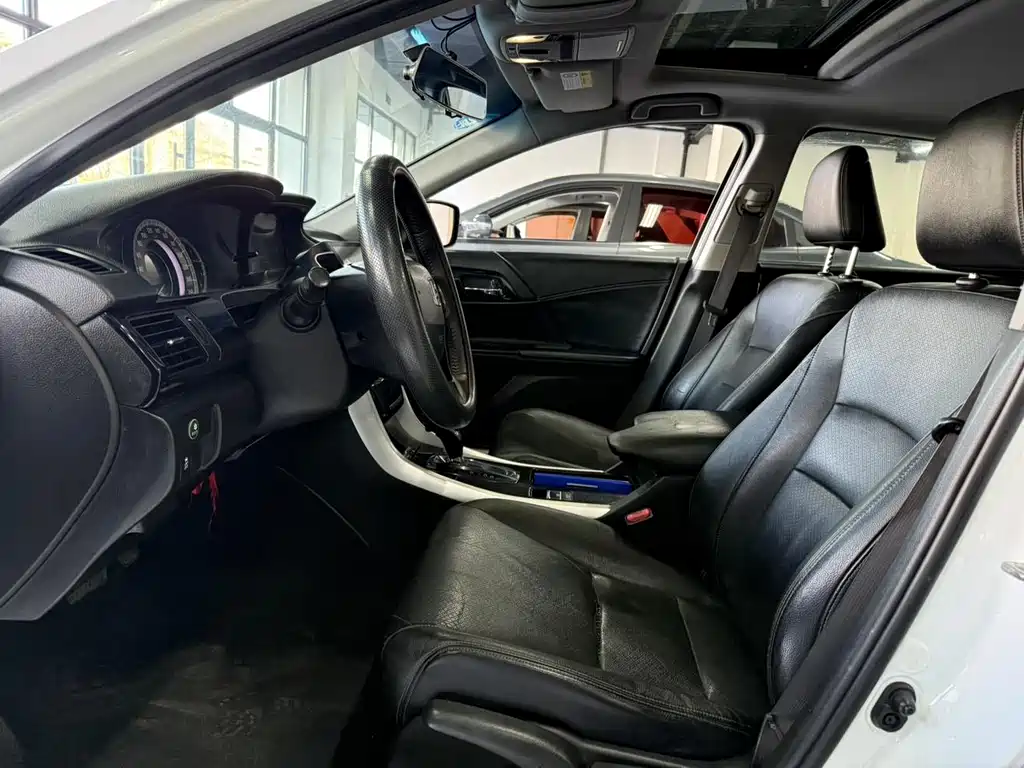 Honda Accord — миниатюра 4