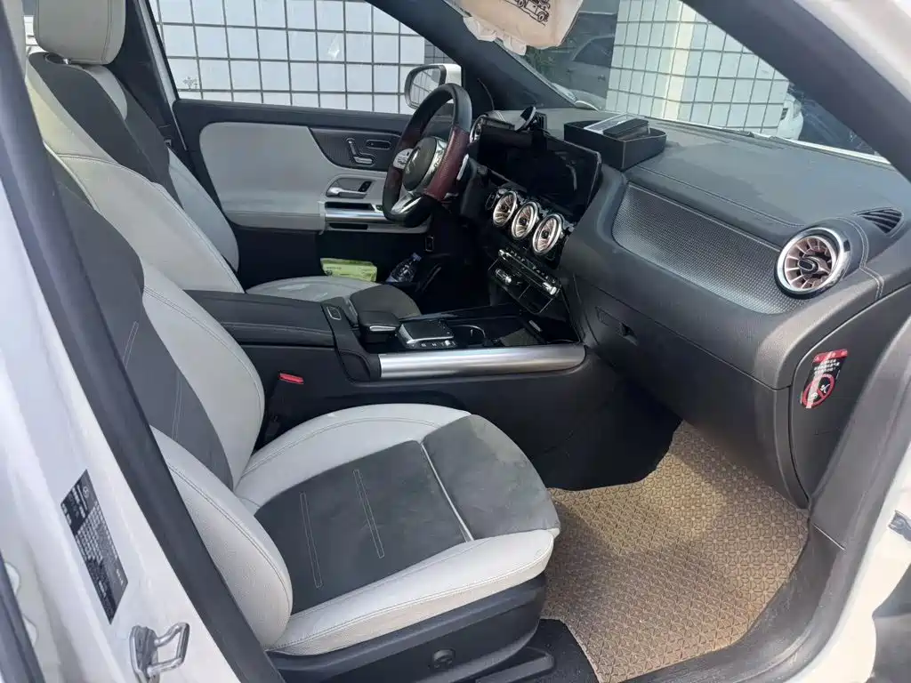 Mercedes-Benz EQA — миниатюра 3