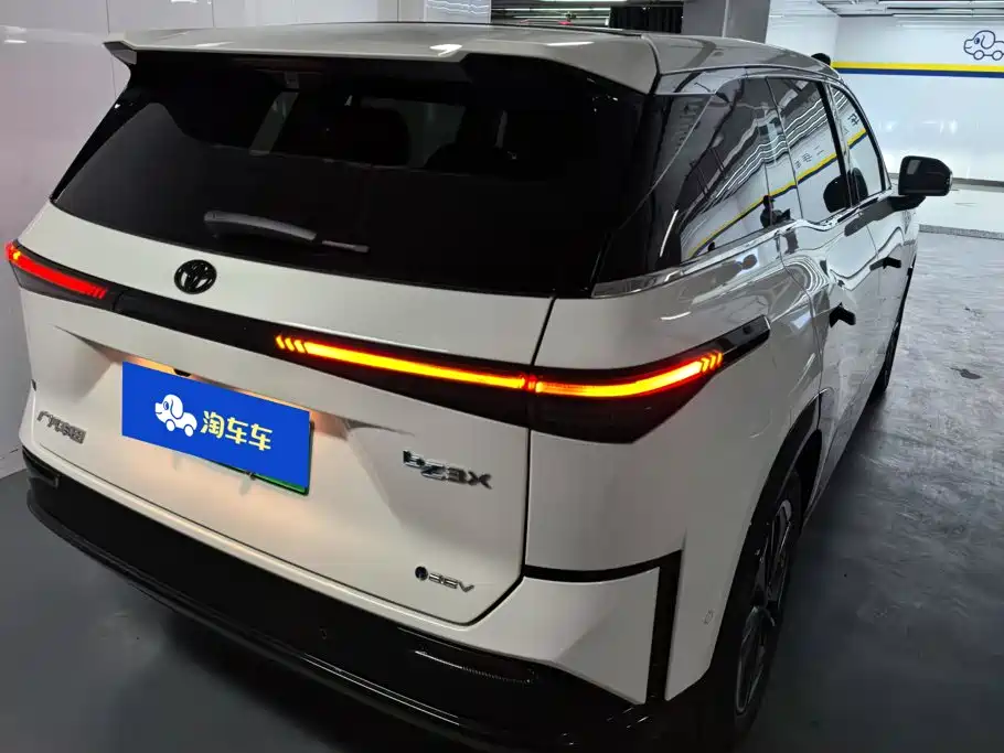 Toyota bZ3X — миниатюра 3