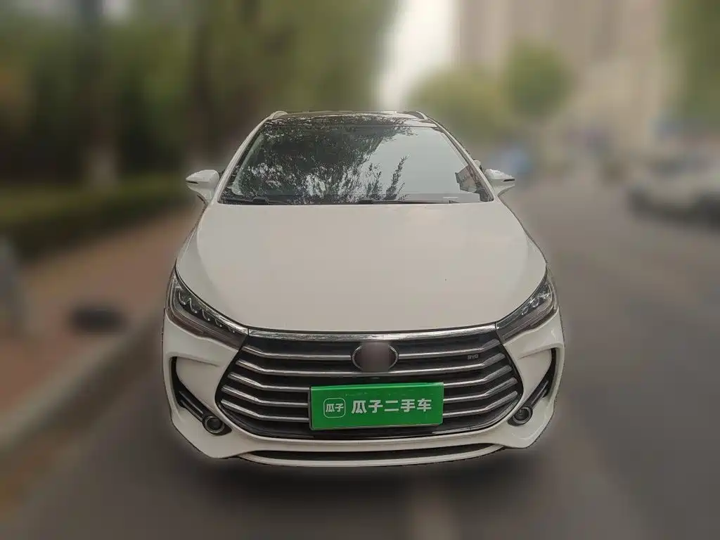 BYD MAX — миниатюра 23