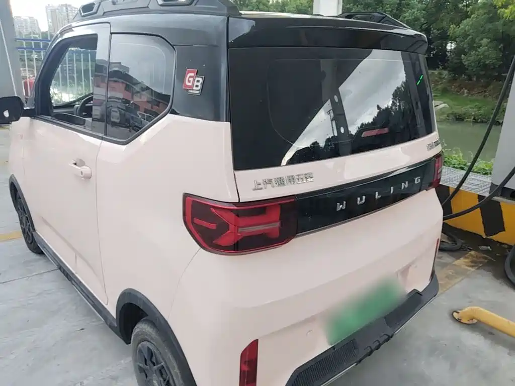 Wuling MINIEV — миниатюра 5