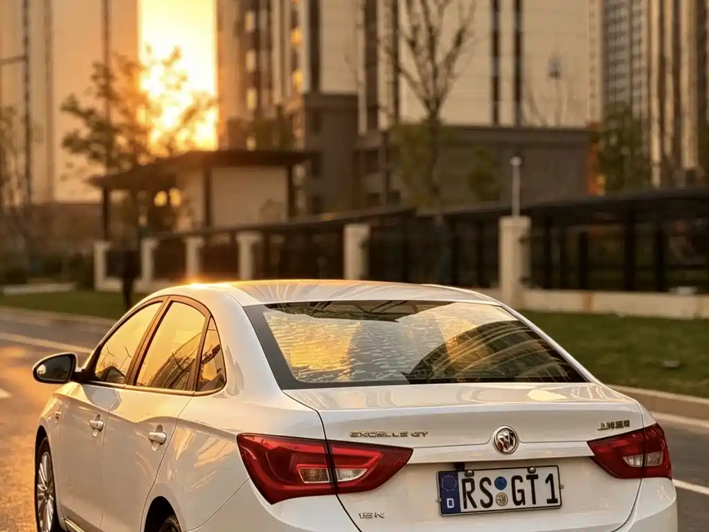 Buick Excelle — миниатюра 9