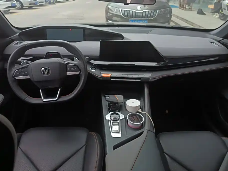 Changan UNI-V — миниатюра 12