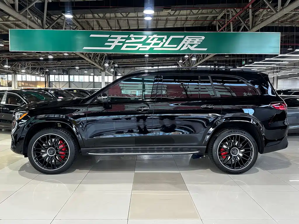 MERCEDES-BENZ GLS AMG