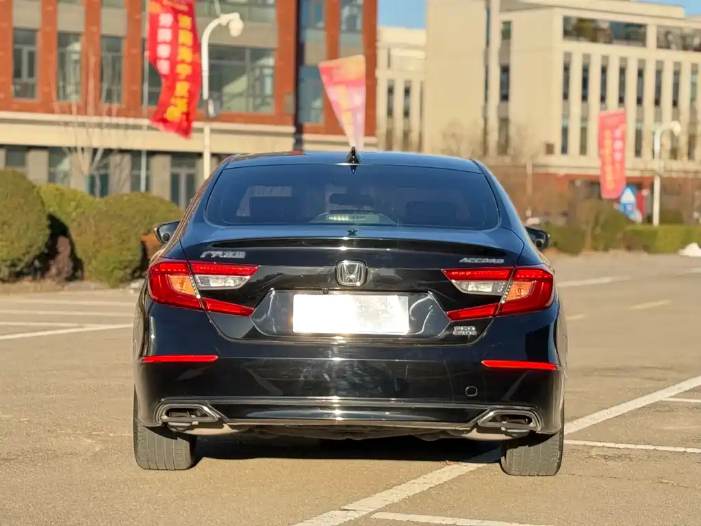 Honda Accord 2018 260TURBO Elite V