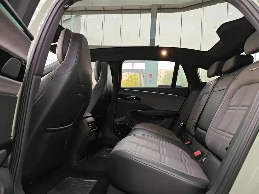 Hongqi EH7 2024 690 Pro