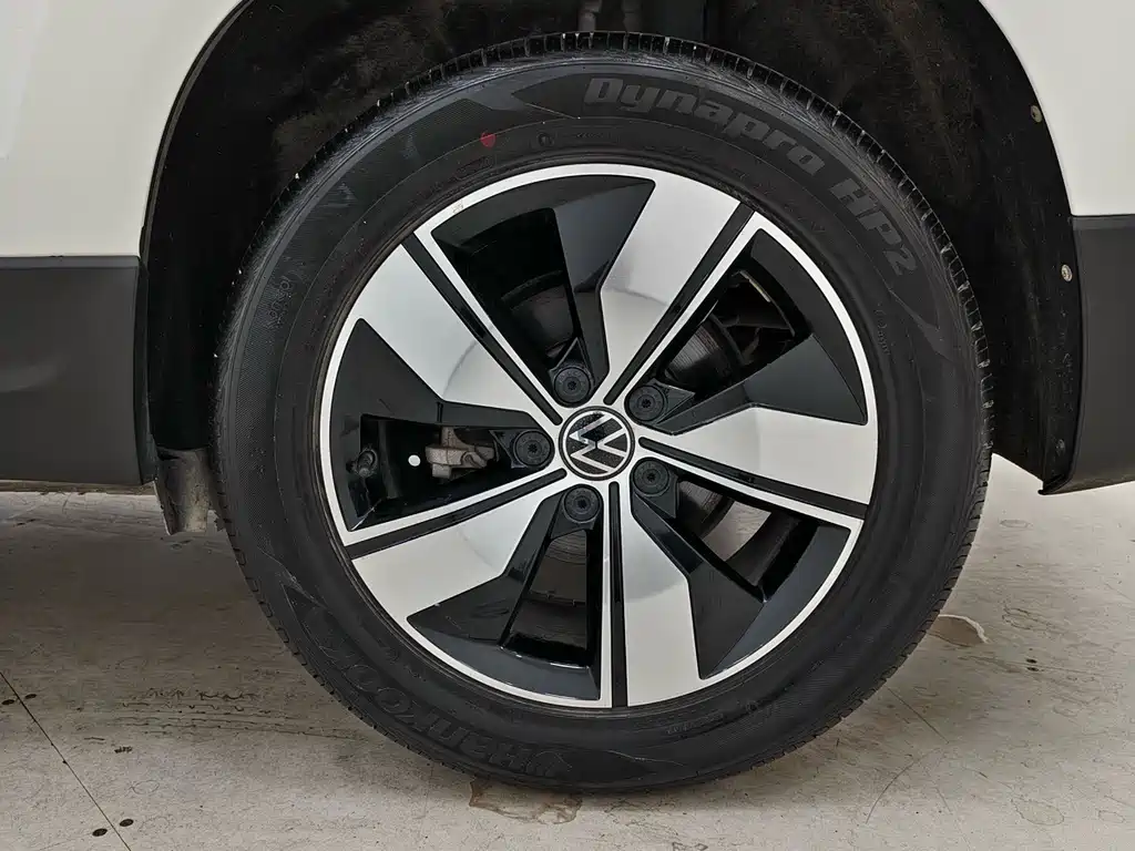 Volkswagen Tharu — миниатюра 16