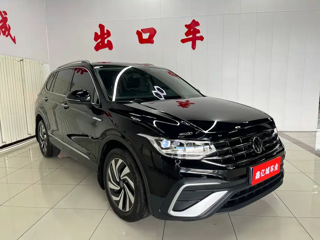 Volkswagen Tiguan L — миниатюра 3