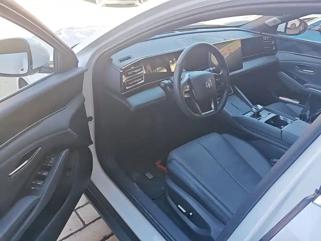 BYD Qin L — миниатюра 16