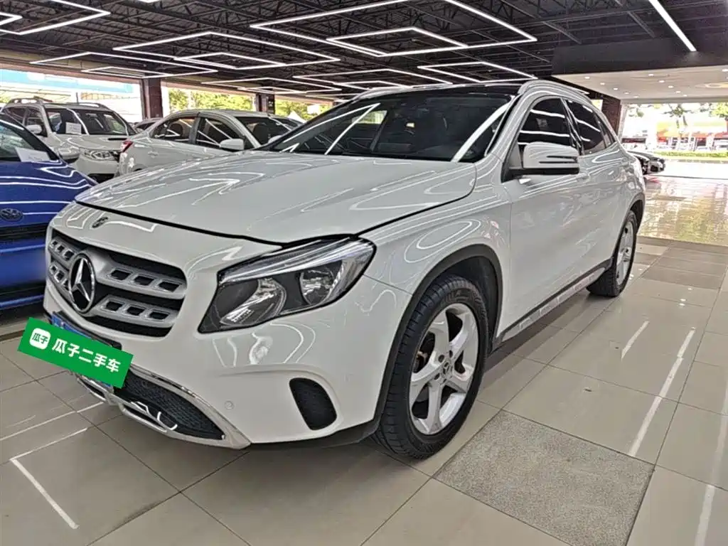 Купить Mercedes-Benz GLA