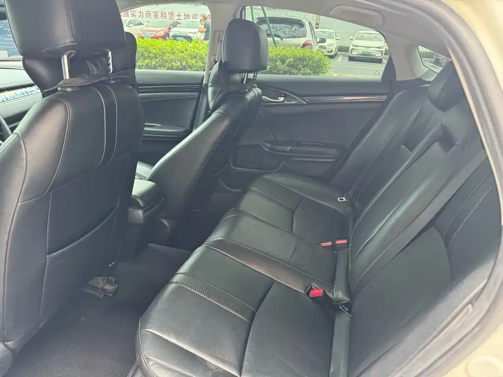Honda Civic — миниатюра 6