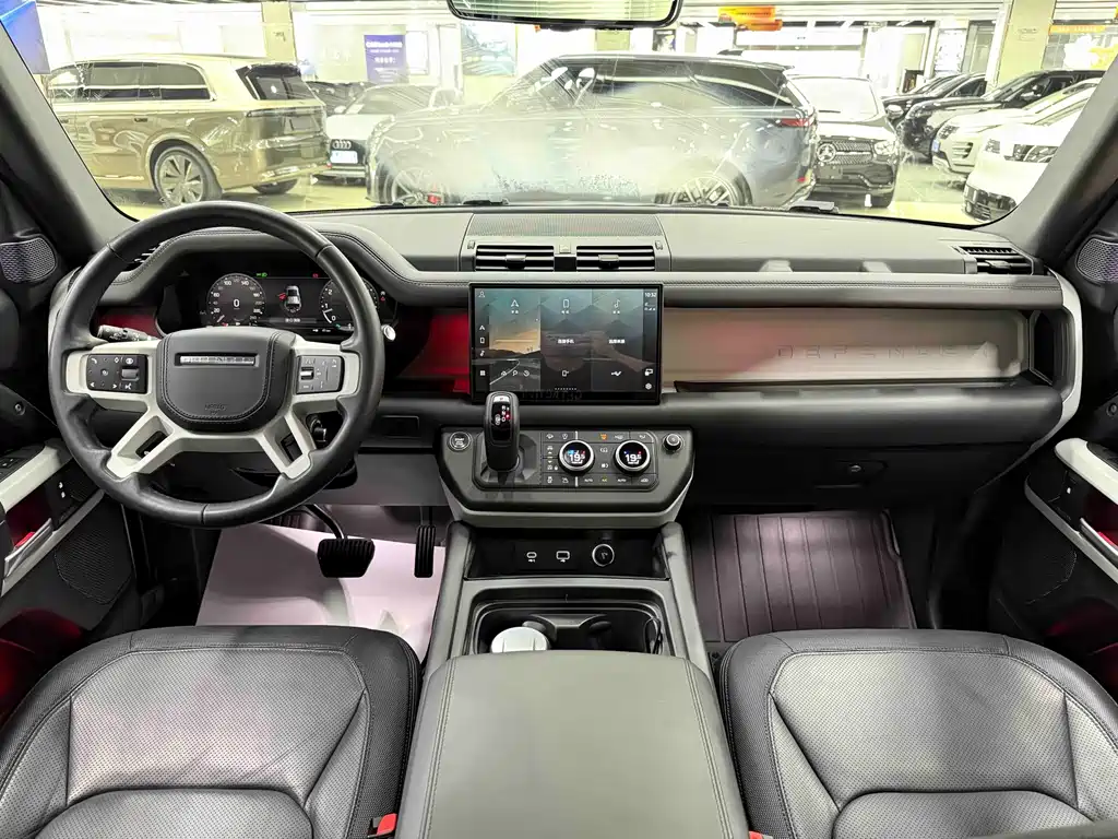 Land Rover Defender — миниатюра 10