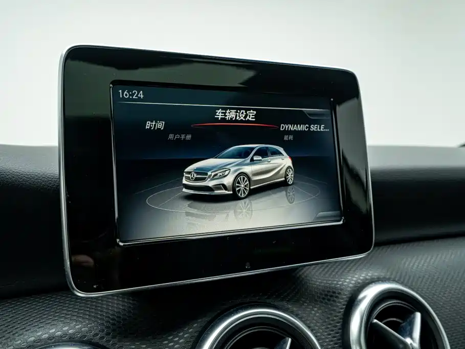 Mercedes-Benz A-Class (Import) — миниатюра 23