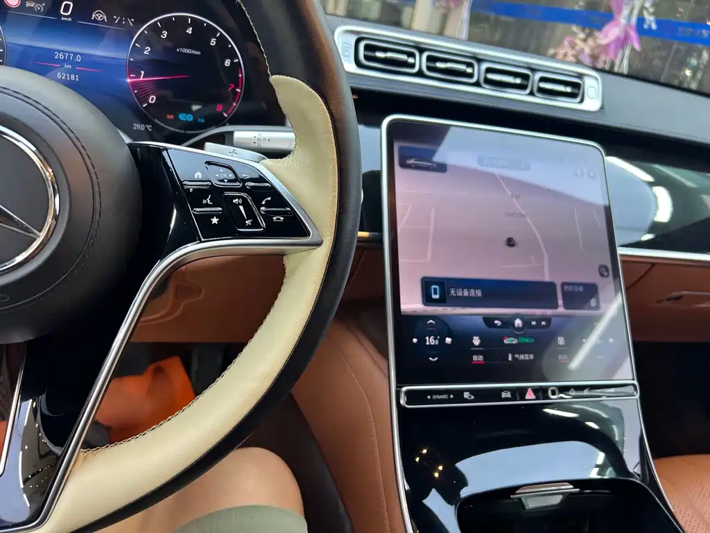 Mercedes-Benz S-Class — миниатюра 14