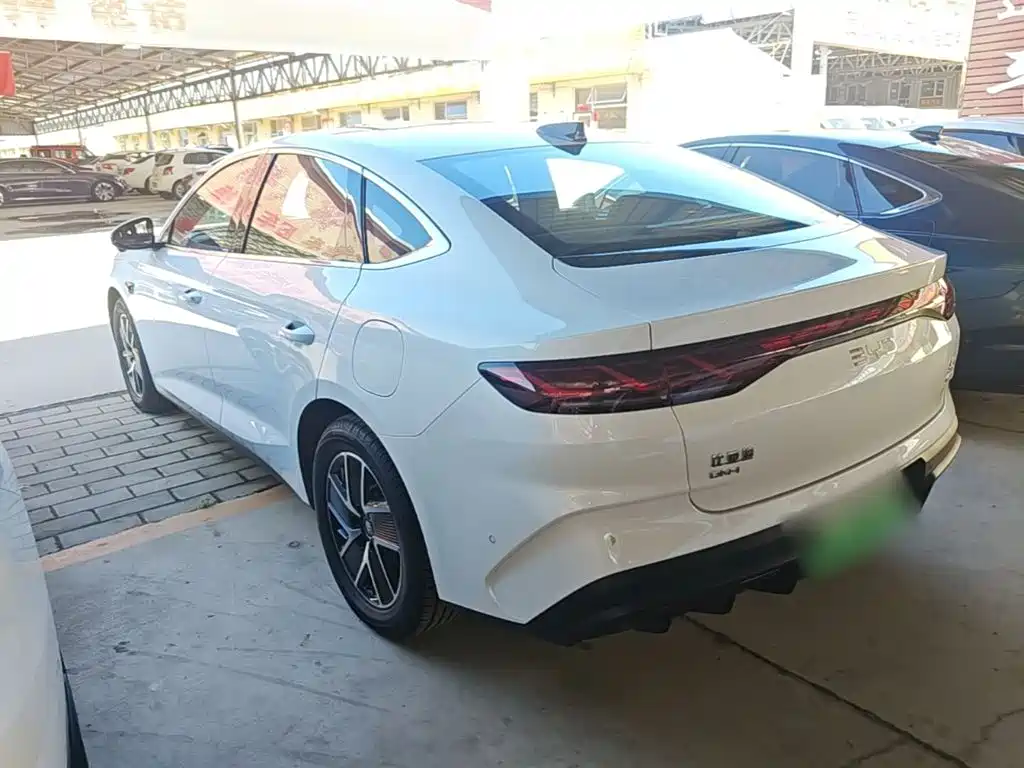 BYD Qin L — миниатюра 5