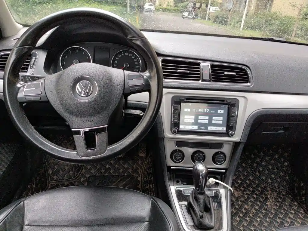 Volkswagen Lavida — миниатюра 13