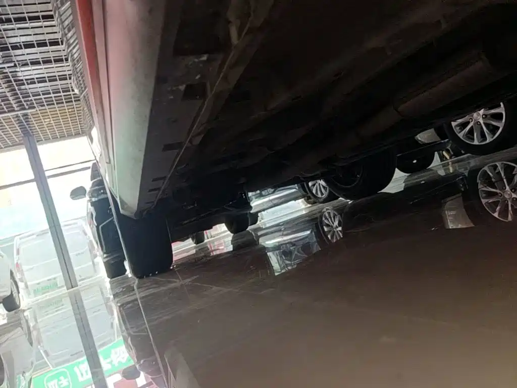 Geely Boyue — миниатюра 21