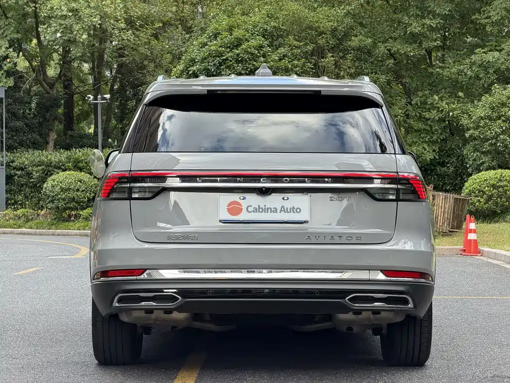 Lincoln Aviator — миниатюра 5