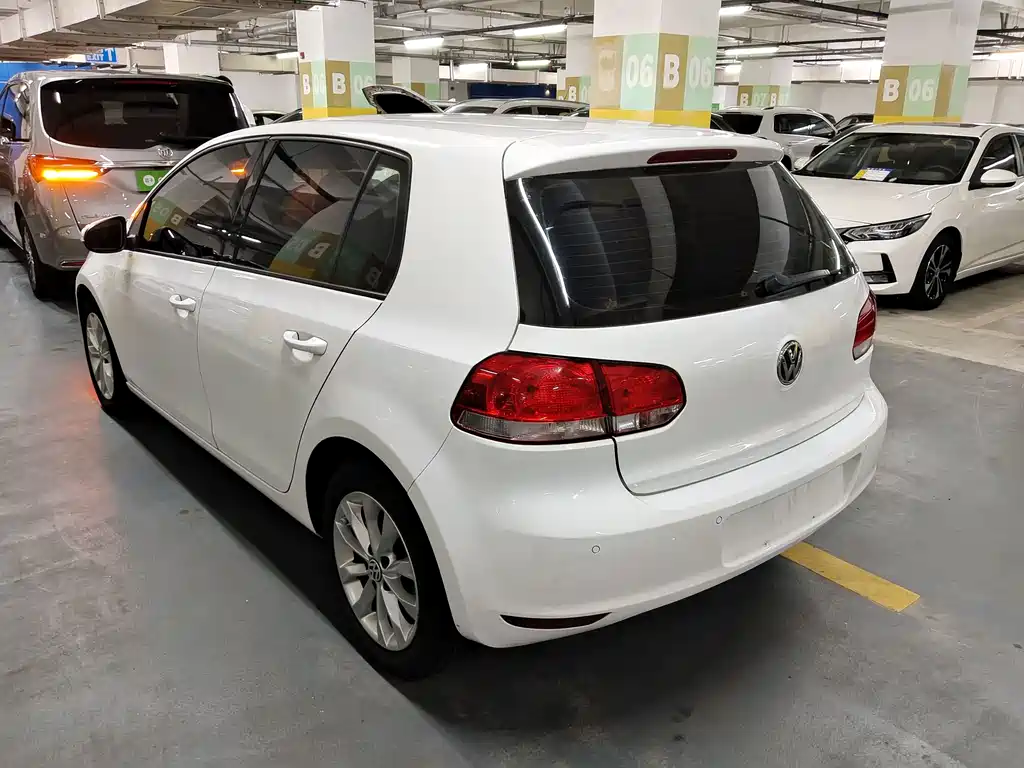 Volkswagen Golf — миниатюра 6