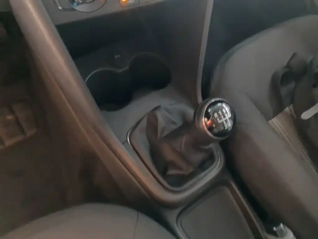 Volkswagen Polo — миниатюра 14