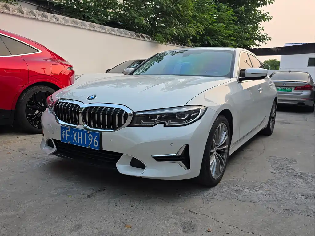 Купить BMW 3 Series
