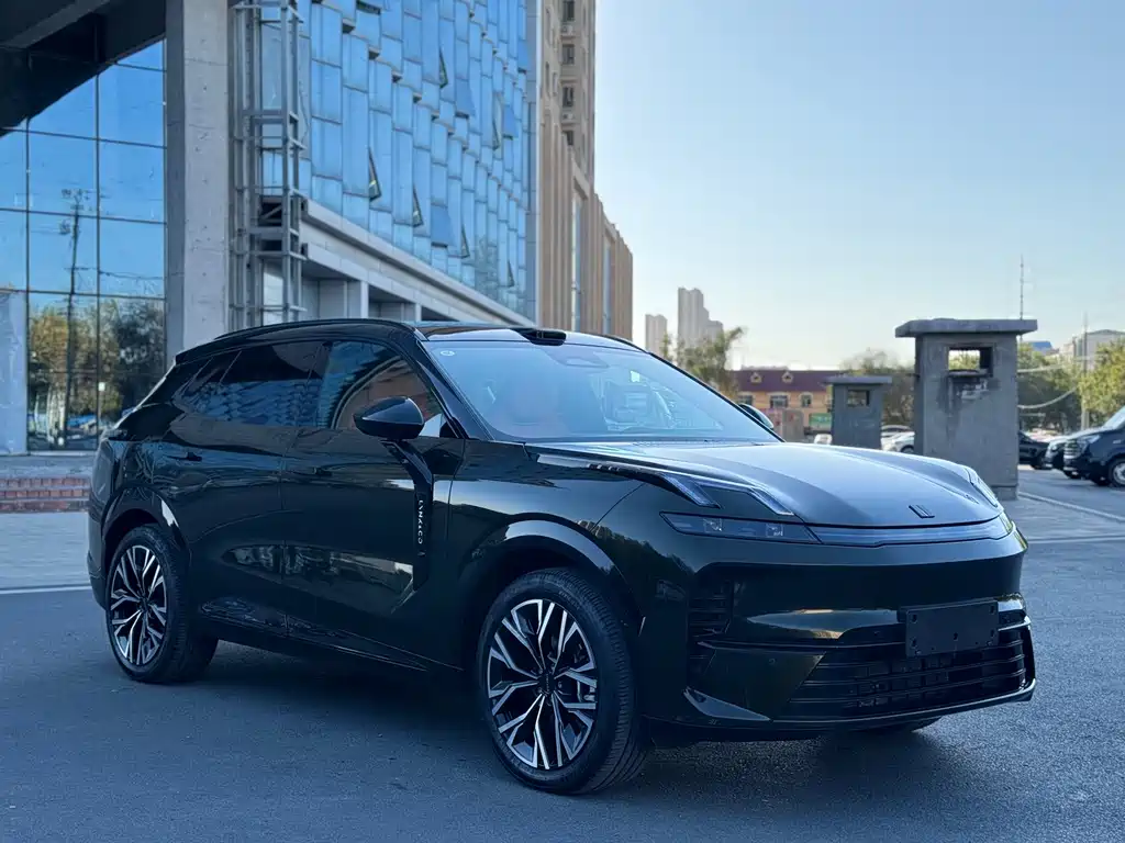 Lynk & Co 08 EM-P — миниатюра 3