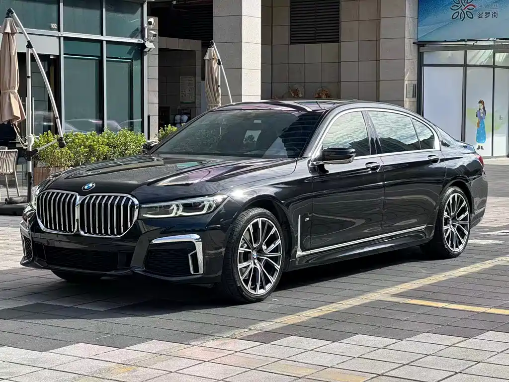 BMW 7 Series 2021
