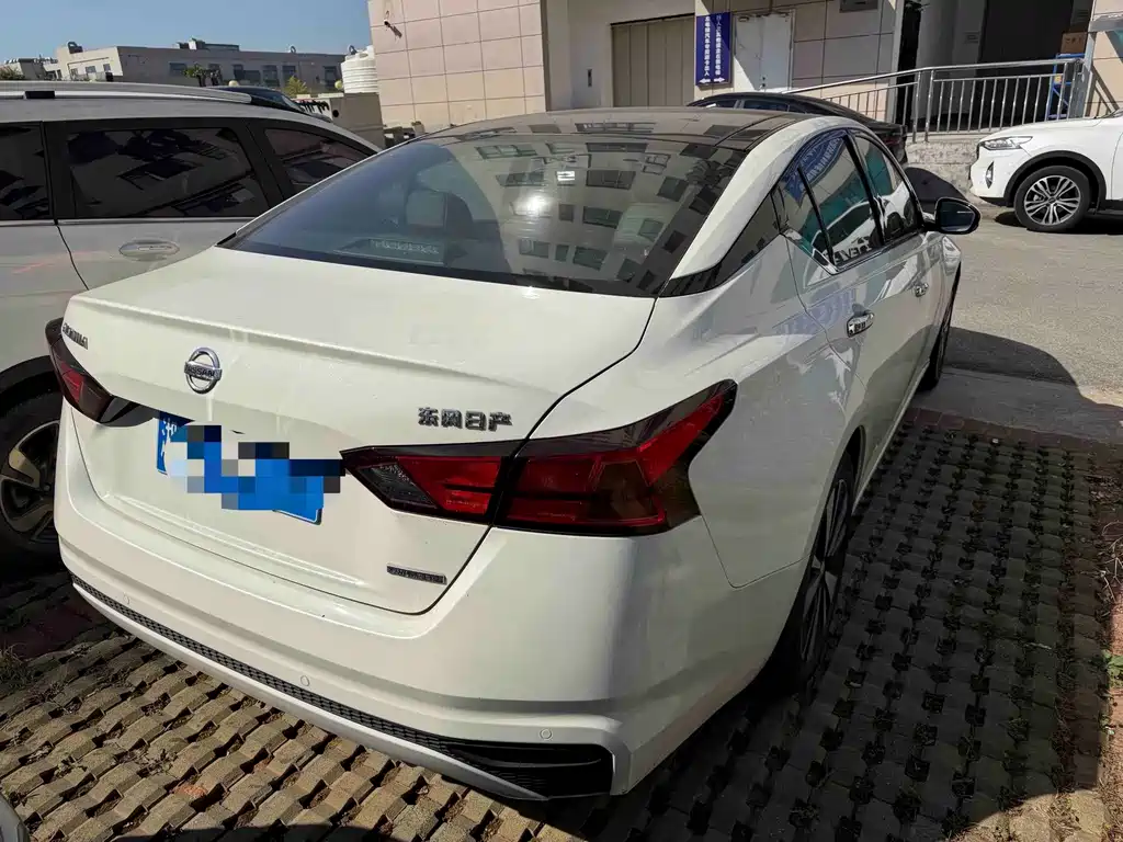Nissan Teana — миниатюра 3